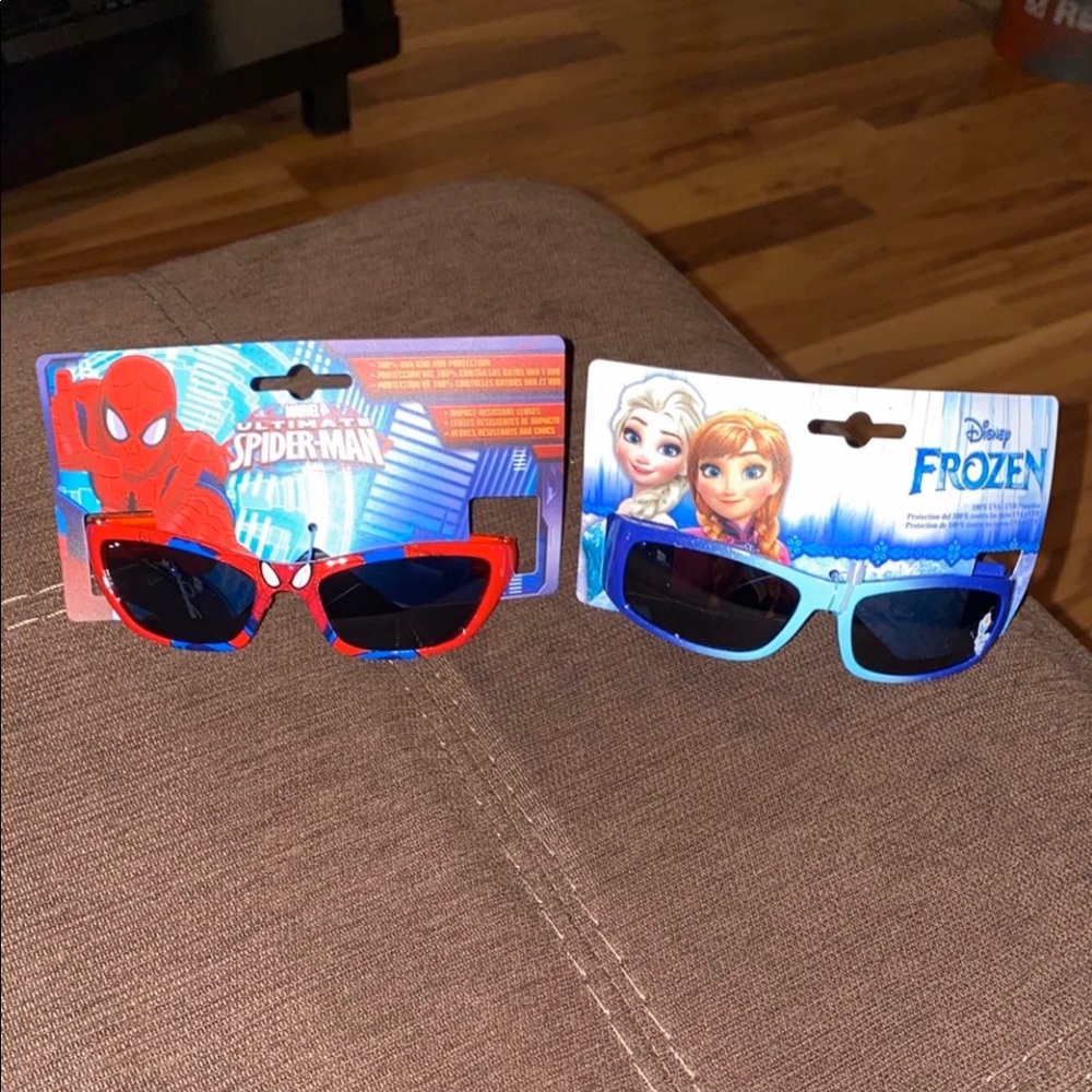 KIDS SUNGLASSES 4+